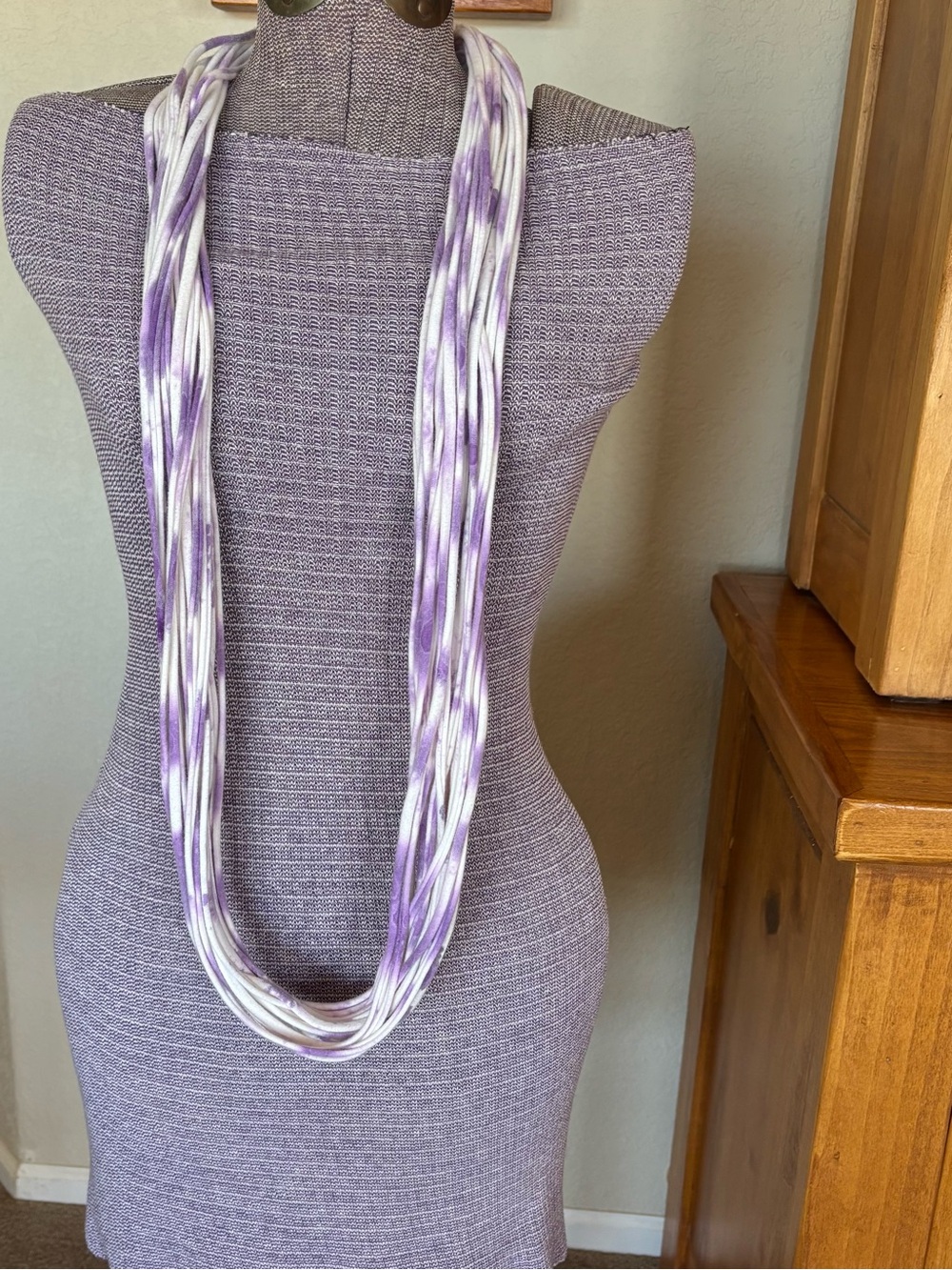 Tie Dyed infinity spaghetti T-shirt scarf. Personally handmade. Good condition - Picture 7 of 9